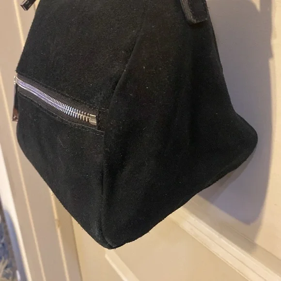 Halson crossbody in black suede immaculate condition - Picture 3 of 12